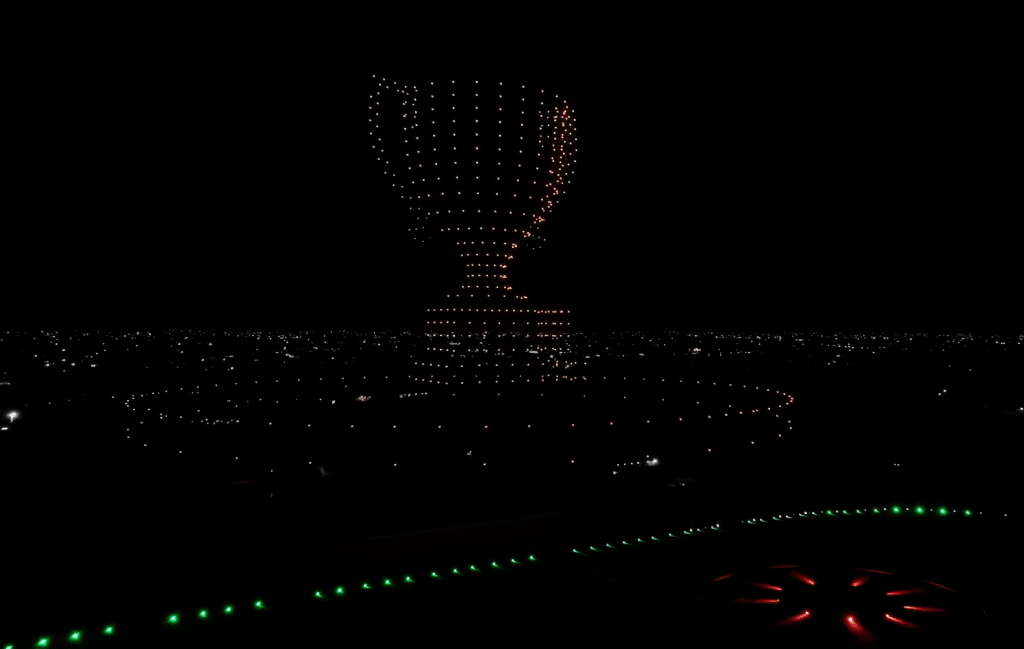 Trablus’ta at yarışı finalinde drone gösterisi, Libya, 2025