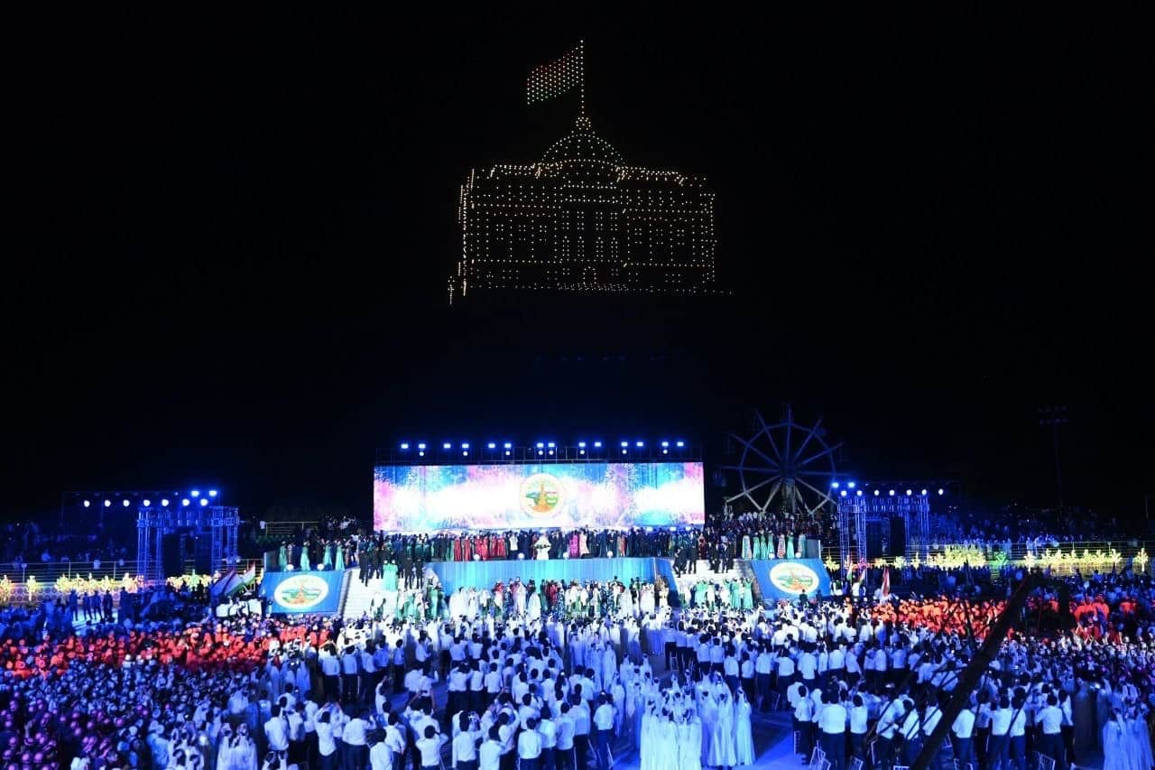 Bohtar’da drone gösterisi, Tacikistan, 2026